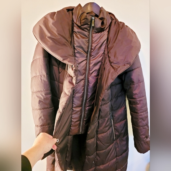 Burgundy long puffer coat - Picture 6 of 6